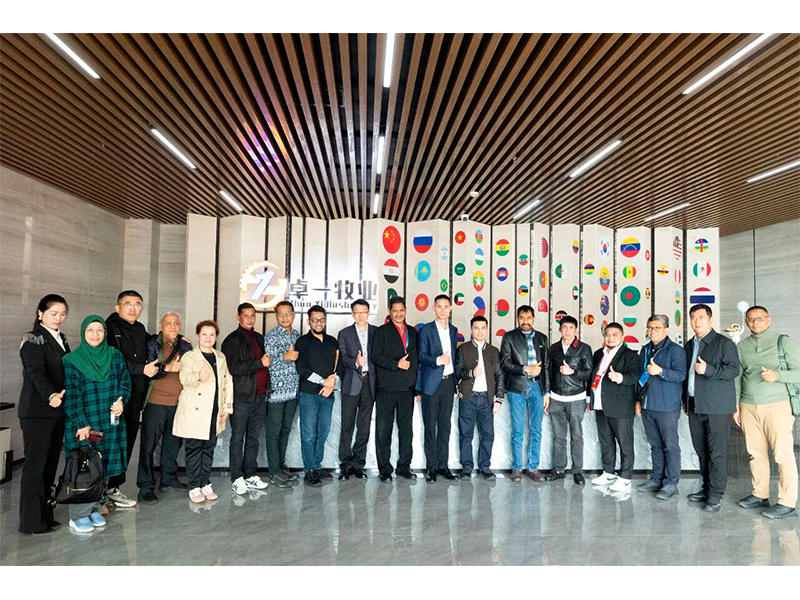 热烈欢迎印度尼西亚亚齐省调查团莅临兰科博弈RankBet牧业参观调查！